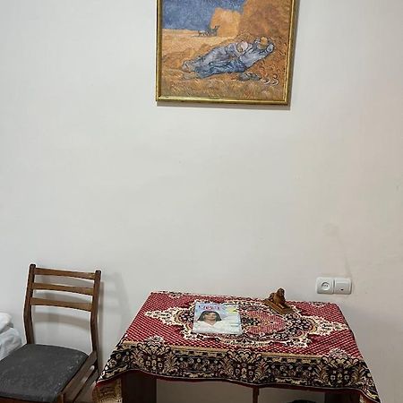 Guest House Saman Garni Extérieur photo