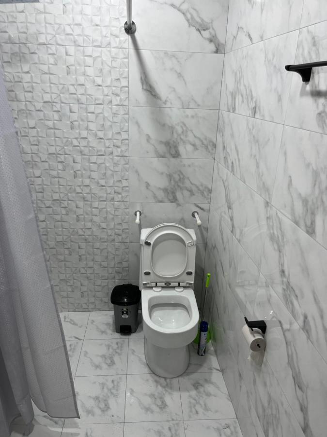 Guest House Saman Garni Extérieur photo